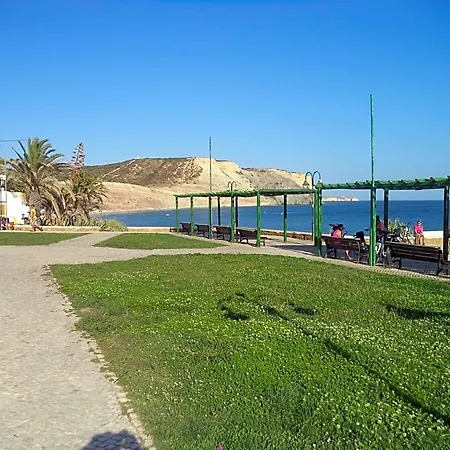 St Szálloda 4*
