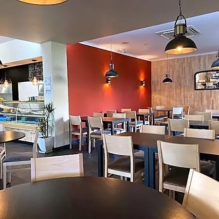 Szálloda St 4*
